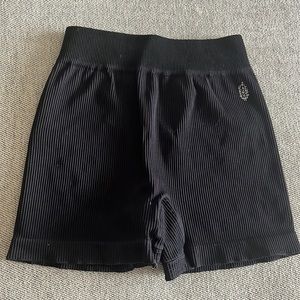 Free movement ribbed biker shorts